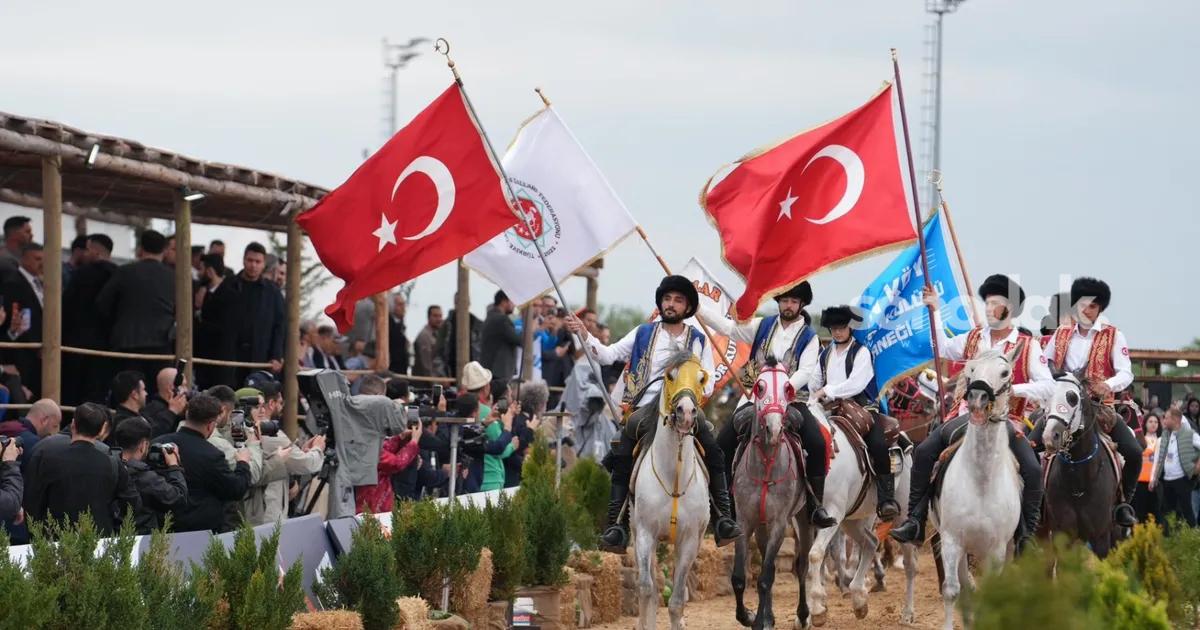 8-etnospor-kultur-senligi-istanbulda-kapilarini-acti-fs2jfcKJ.jpg