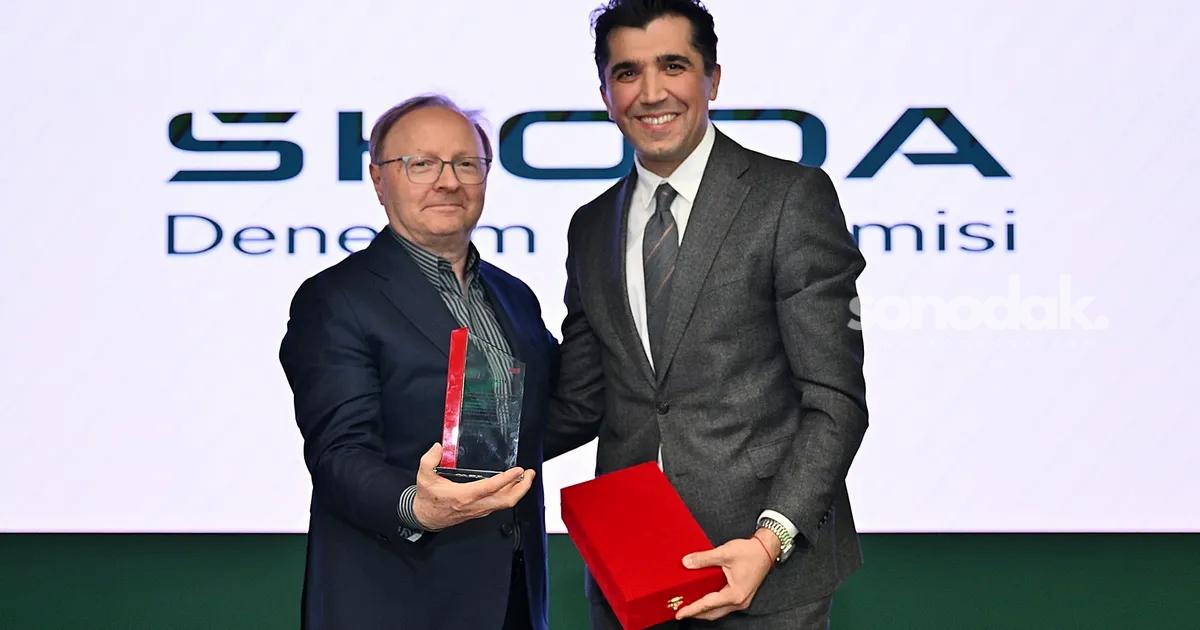 abb-ve-yuce-auto-kodadan-mobil-hizli-sarj-cozumunde-is-birligi-DeLlhV7g.jpg