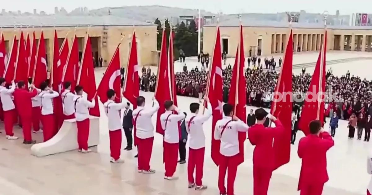 anitkabirde-19-mayis-merasimi-gencler-anitkabirde-9ziDGfpk.jpg