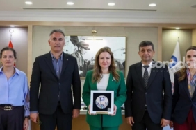 antalya-buyuksehir-belediyesi-32-etraf-mukafatini-kazandi-QIX7QbEp.jpg