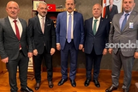 artvin-ticaret-borsasindan-milletvekili-faruk-celike-ziyaret-qGUARENc.jpg
