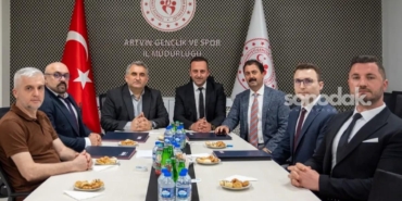 artvinde-aktif-yas-alma-ve-su-cimnastigi-projesi-hayata-gecirildi-DQfNm7iC.jpg