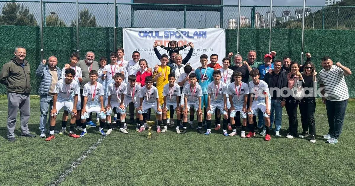 bir-sampiyonluk-oykusu-1zZk6uO5.jpg
