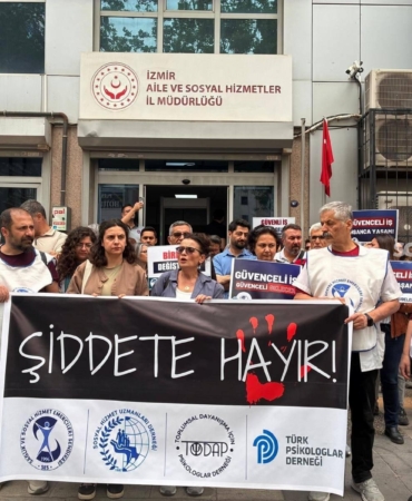 bir-sosyal-hizmet-emekcisi-olumden-dondu-r2QHk43I.jpg