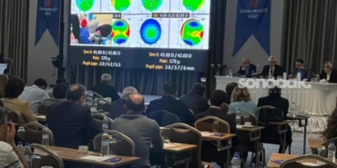 bursada-50-profesorden-canli-goz-ameliyati-gosterisi-mgq1lfak.jpg