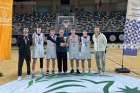 cayirova-belediyesinin-genc-basketbolculari-kocaeli-sampiyonu-A3hIc4hY.jpg