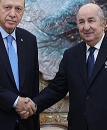 cezayir-cumhurbaskani-tebbun-turkiyeye-geliyor-XhZ7eLV8.jpg