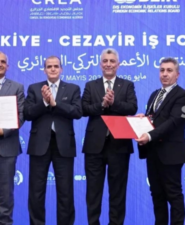 cezayir-ile-amac-10-milyar-dolarlik-ticaret-hacmi-DztRnAKx.jpg
