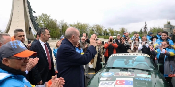 cumhurbaskani-erdogan-ralli-kafilesini-kulliyeden-ugurladi-b1FC5aWu.jpg