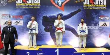 edirneli-ulusal-sportmen-izel-erim-dunya-ikincisi-oldu-2PbgHJi8.jpg