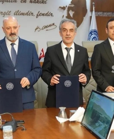 ege-universitesi-ve-tupras-is-birligi-ile-temel-rafinericilik-staj-programi-eyvg2T4K.jpg