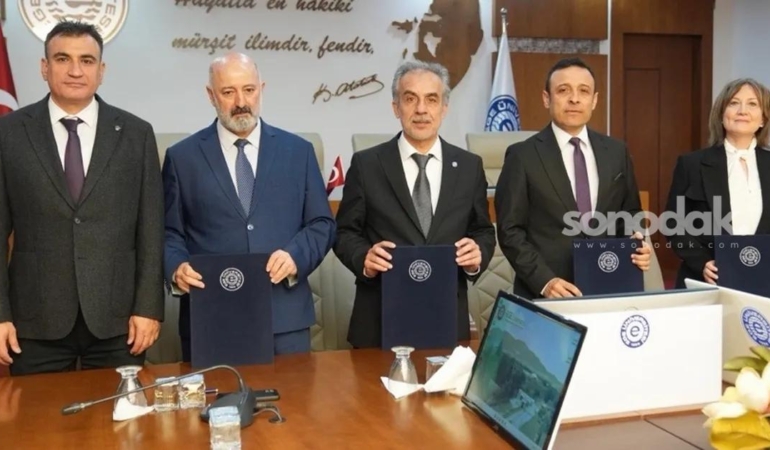 ege-universitesi-ve-tupras-is-birligi-ile-temel-rafinericilik-staj-programi-eyvg2T4K.jpg