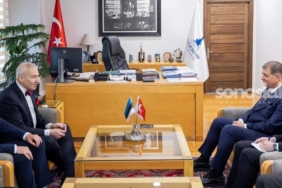 estonya-ile-izmir-ortasinda-dijital-donusum-ve-is-birligi-koprusu-LLlNwrm3.jpg