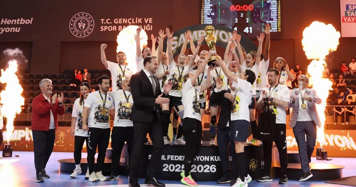 federasyon-kupasi-bursa-buyuksehirin-gNEpKxpD.jpg