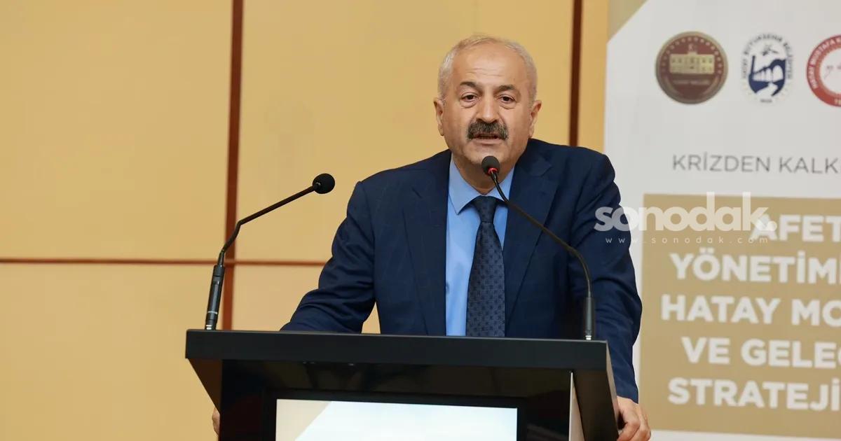 gebze-belediye-baskani-buyukgoz-hatayda-afet-paneline-katildi-rEhV9IEB.jpg