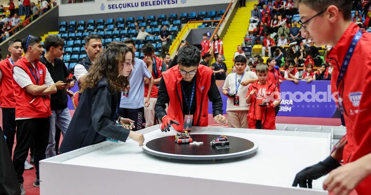 konya-selcukluda-dev-teknoloji-bulusmasi-R1SRD5Lt.jpg