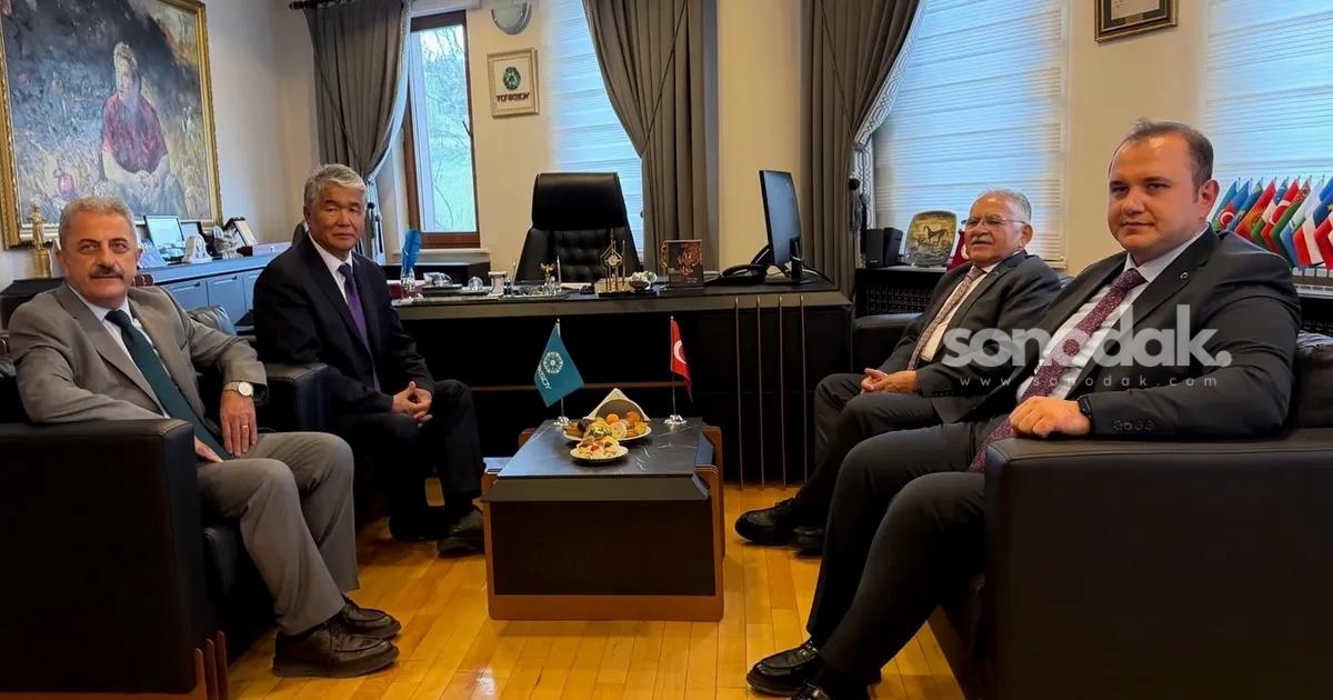 memduh-buyukkilictan-turksoya-ziyaret-eCWlQmbt.jpg
