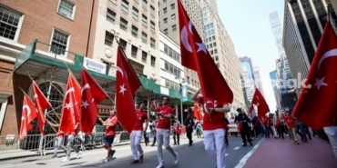 new-yorkta-43-turk-gunu-yuruyusu-hazirligi-Q3hhGaxZ.jpg