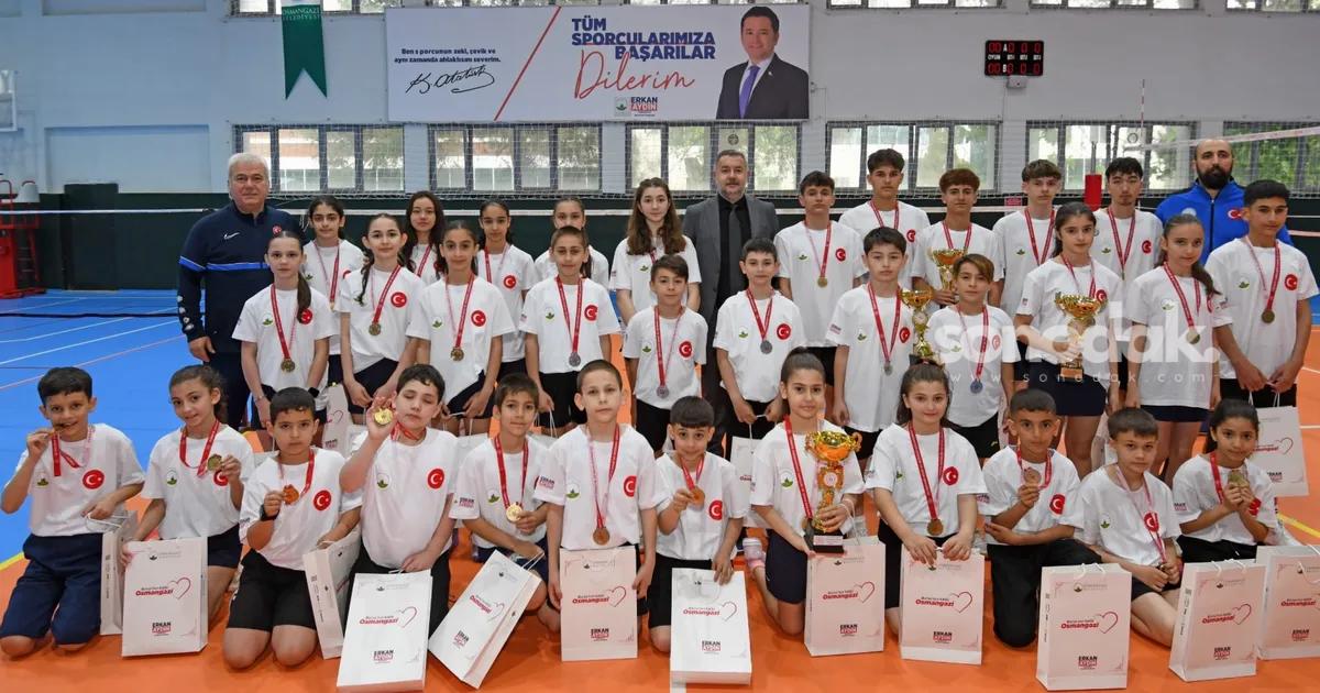 osmangazi-belediyespordan-badmintonda-tarihi-muvaffakiyet-z3X2FSug.jpg