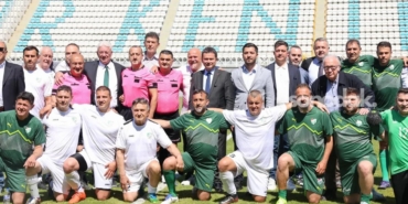osmangaziden-veteran-yildizlari-bulusturan-turnuva-LlP3wAcM.jpg