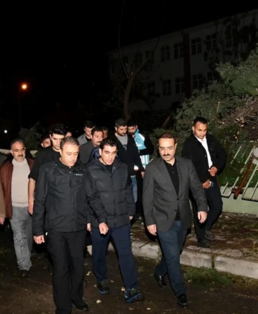 sanliurfada-iki-ilcede-egitime-4-gun-orta-aUCAWUqt.jpg