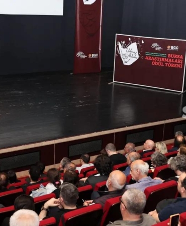 yilmaz-akkilic-bursa-arastirmalari-odulu-16nci-kez-sahiplerini-buldu-XcRVWsN5.jpg